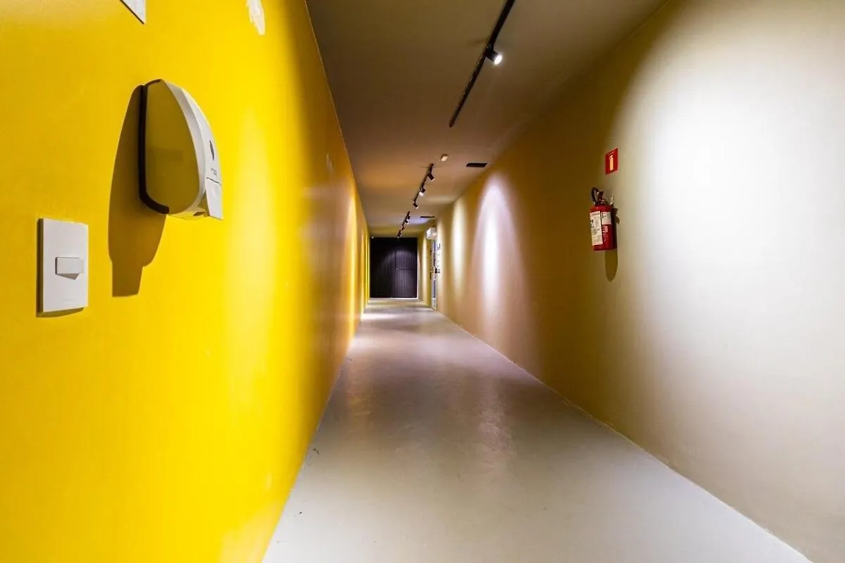 Familia Apartamento no Brás com Piscina/Metrô Brás São Paulo